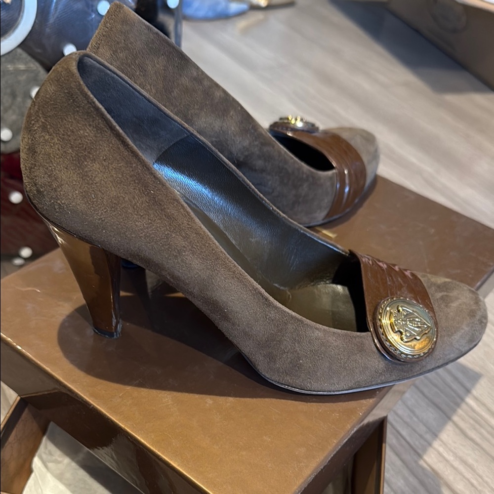 Gucci Brown Leather Heels with Horsebit Detail - Picture 3 of 3